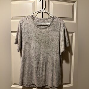 Lululemon gray short sleeve mens shirt crew neck see note Size: M